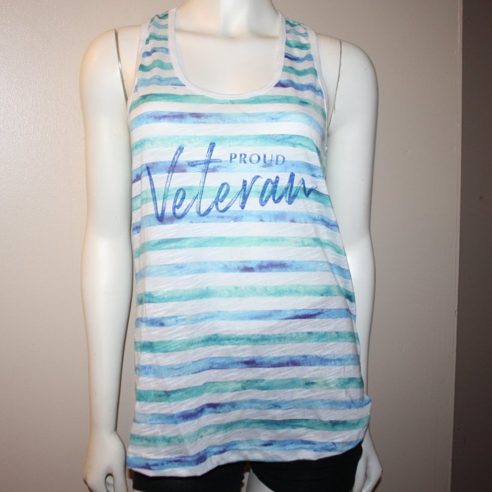 💚💙 Proud Veteran Racerback Tee · NWOT · Size L